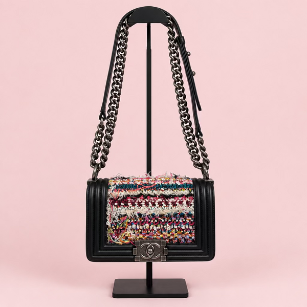CHANEL Small Boy Flap Bag in Multicolor Fringe Tweed and Black Smooth Calfskin Leather