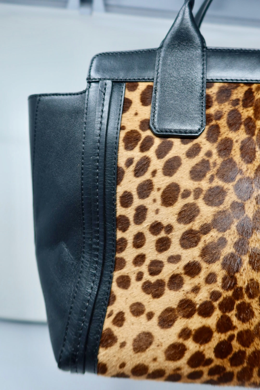 Chloe Pony Hair Leopard
