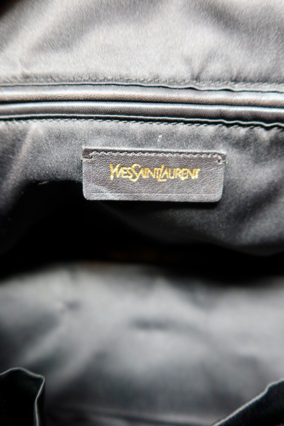 Yves Saint Laurent Muse Tote