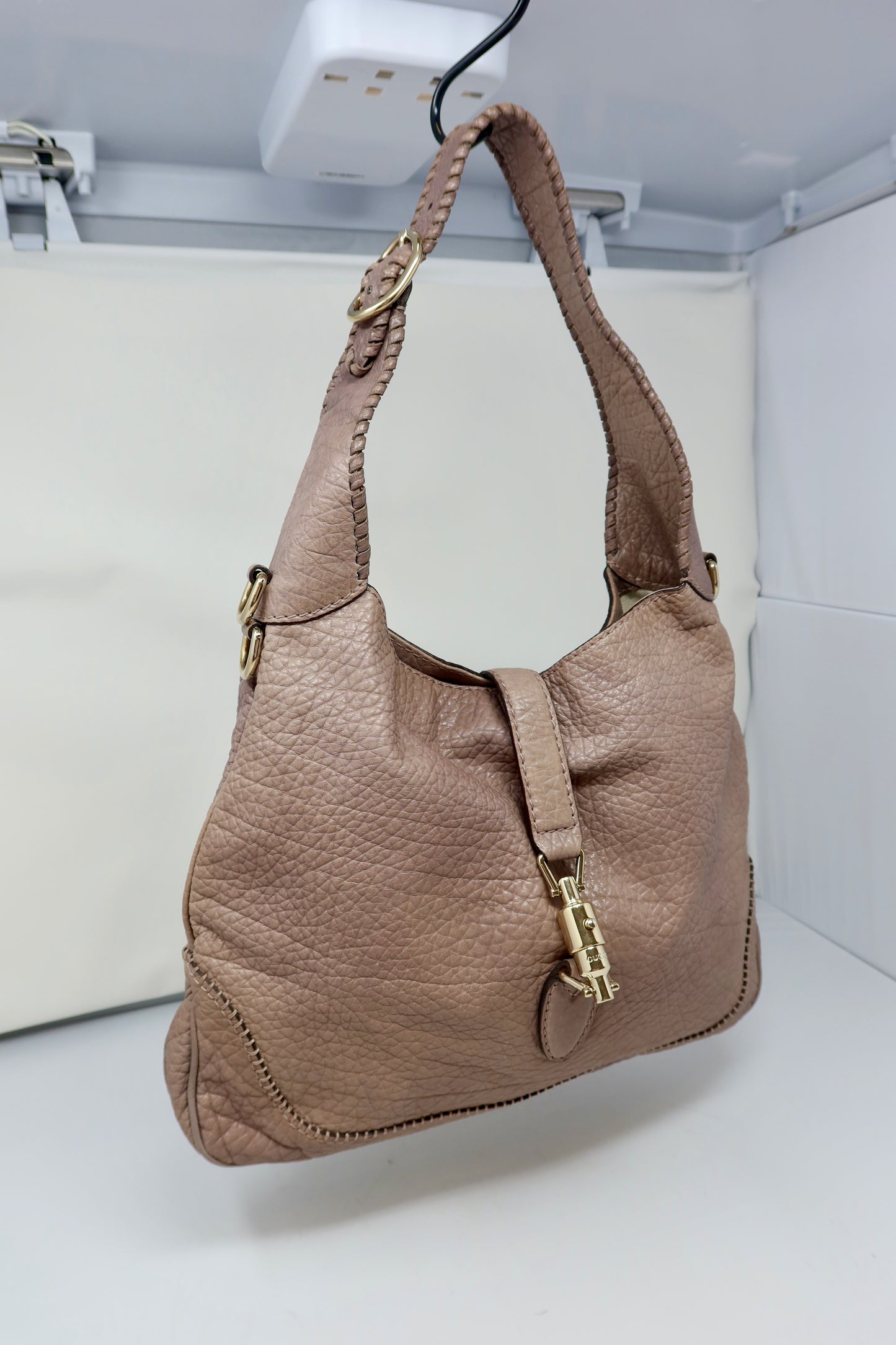 Gucci Hobo Jackie Grey Leather Shoulder Bag (comes with strap)