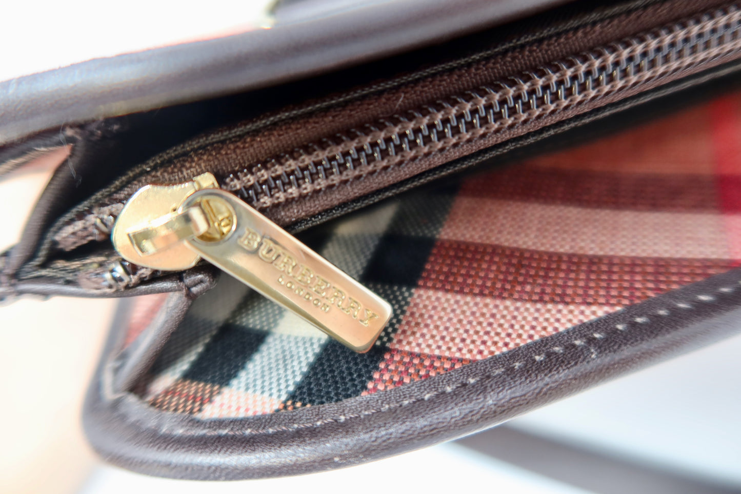 Burberry Nova Check Red