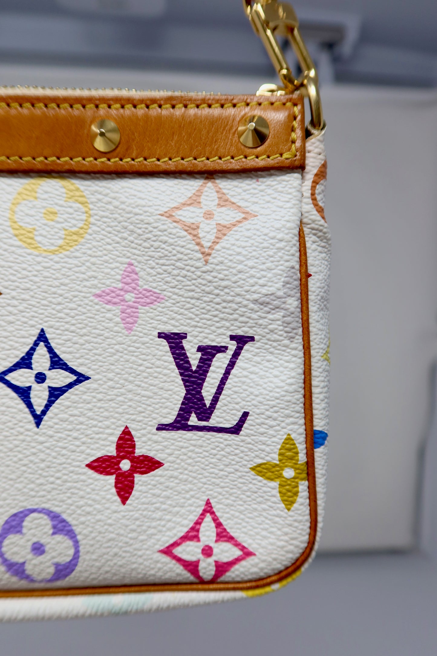 Louis Vuitton Murakami Pochette - under $1500
