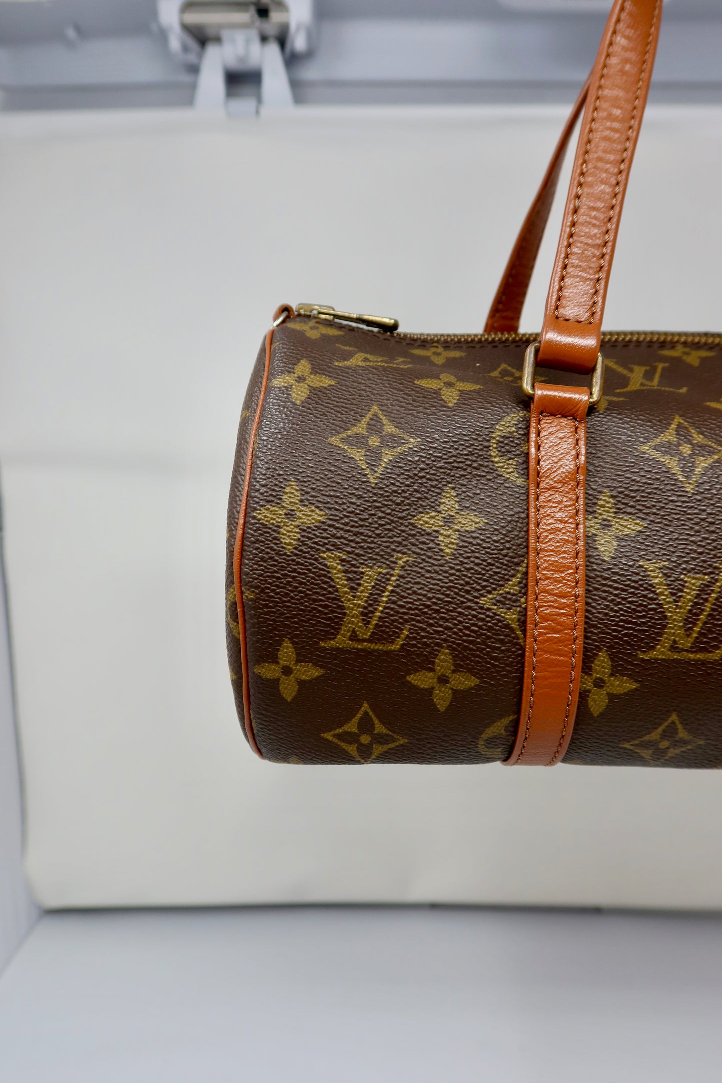 Louis Vuitton Papillon 30 - vintage bags under $600