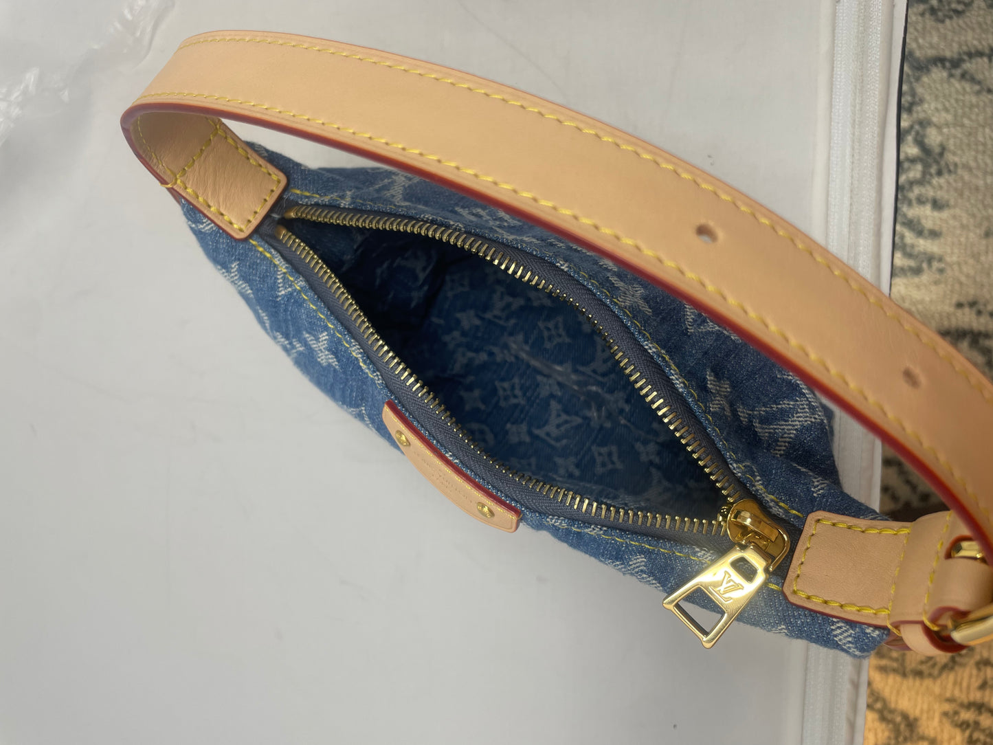 Louis Vuitton Blue Denim Pochette Hills