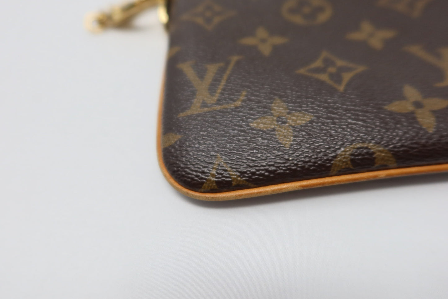 Louis Vuitton Monogram Pochette Milla