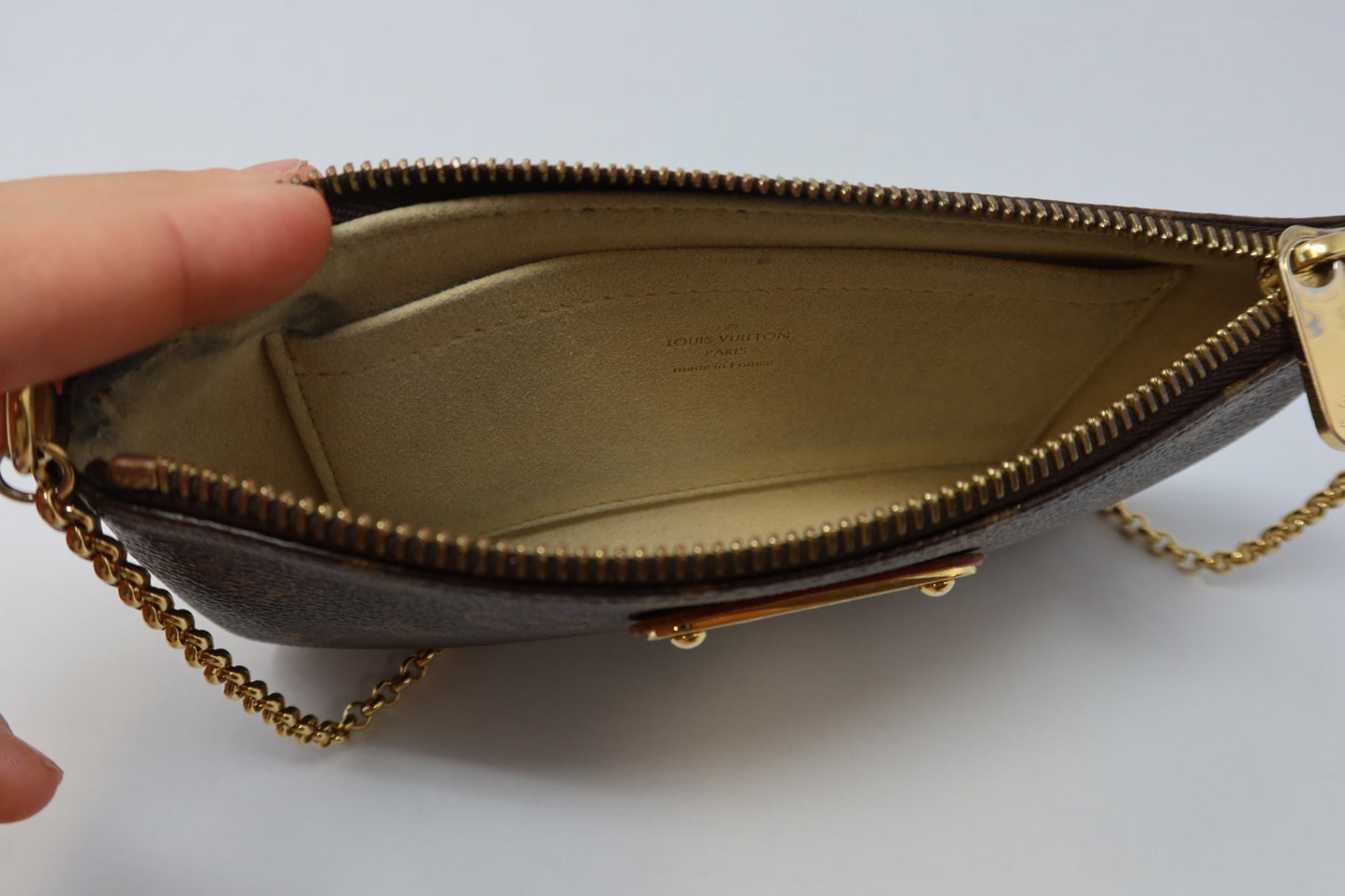 Louis Vuitton Monogram Pochette Milla