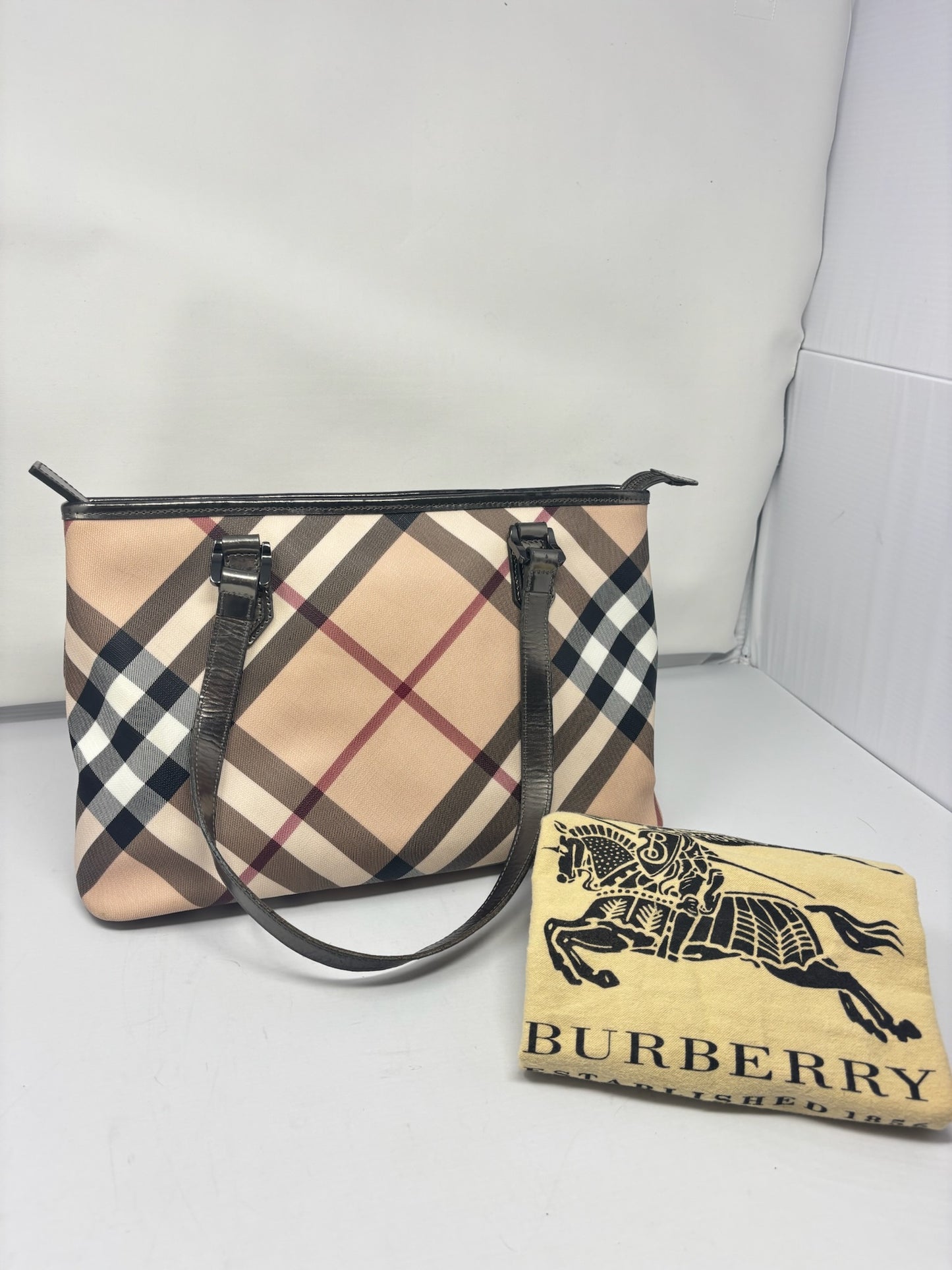 Burberry Nova Check Tote Beige