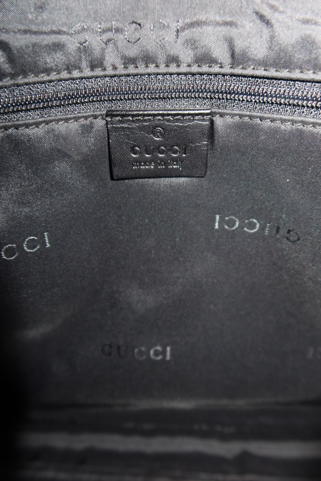 GUCCI Jackie Black GG Canvas Gold Chain