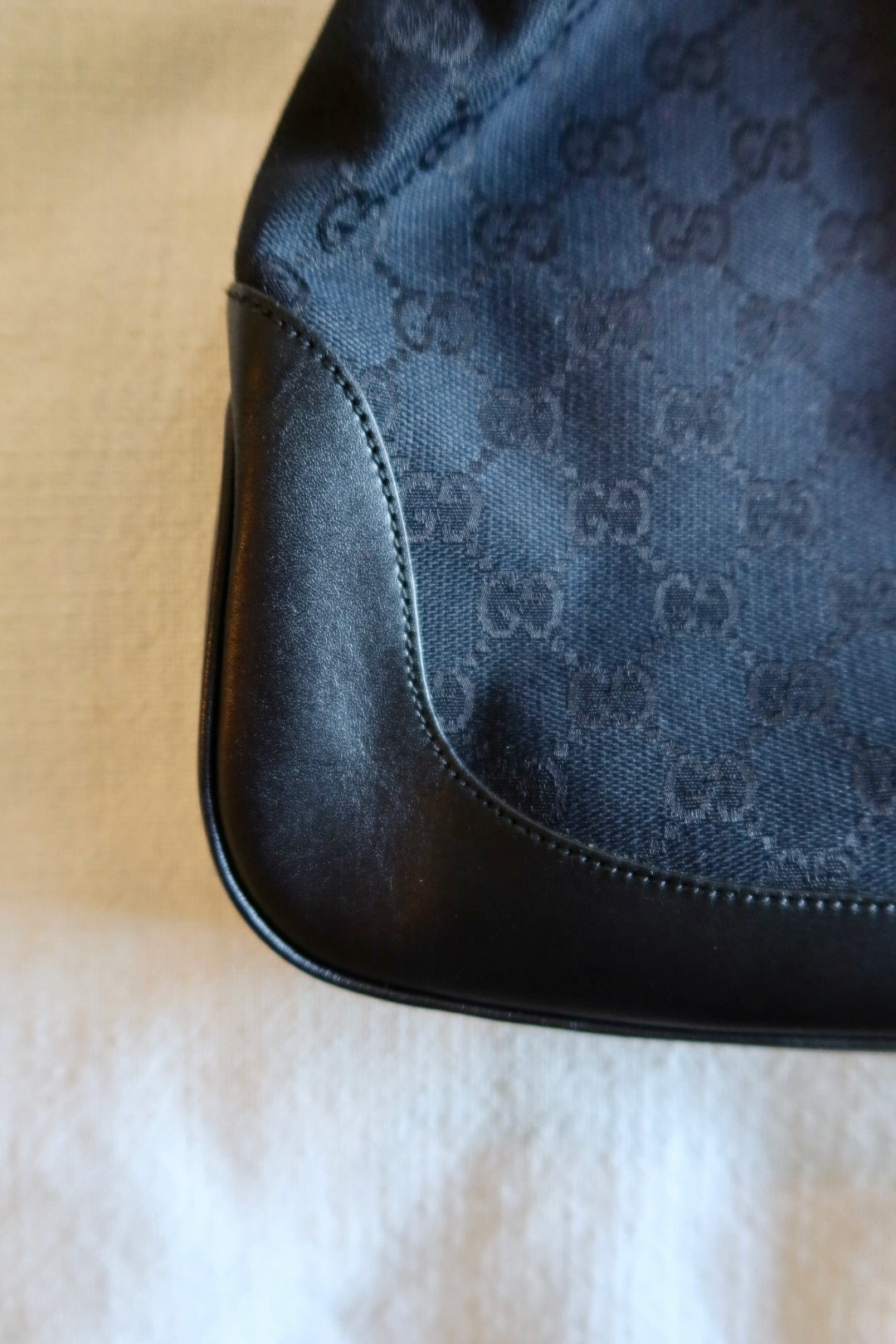 GUCCI Jackie Black GG Canvas Gold Chain