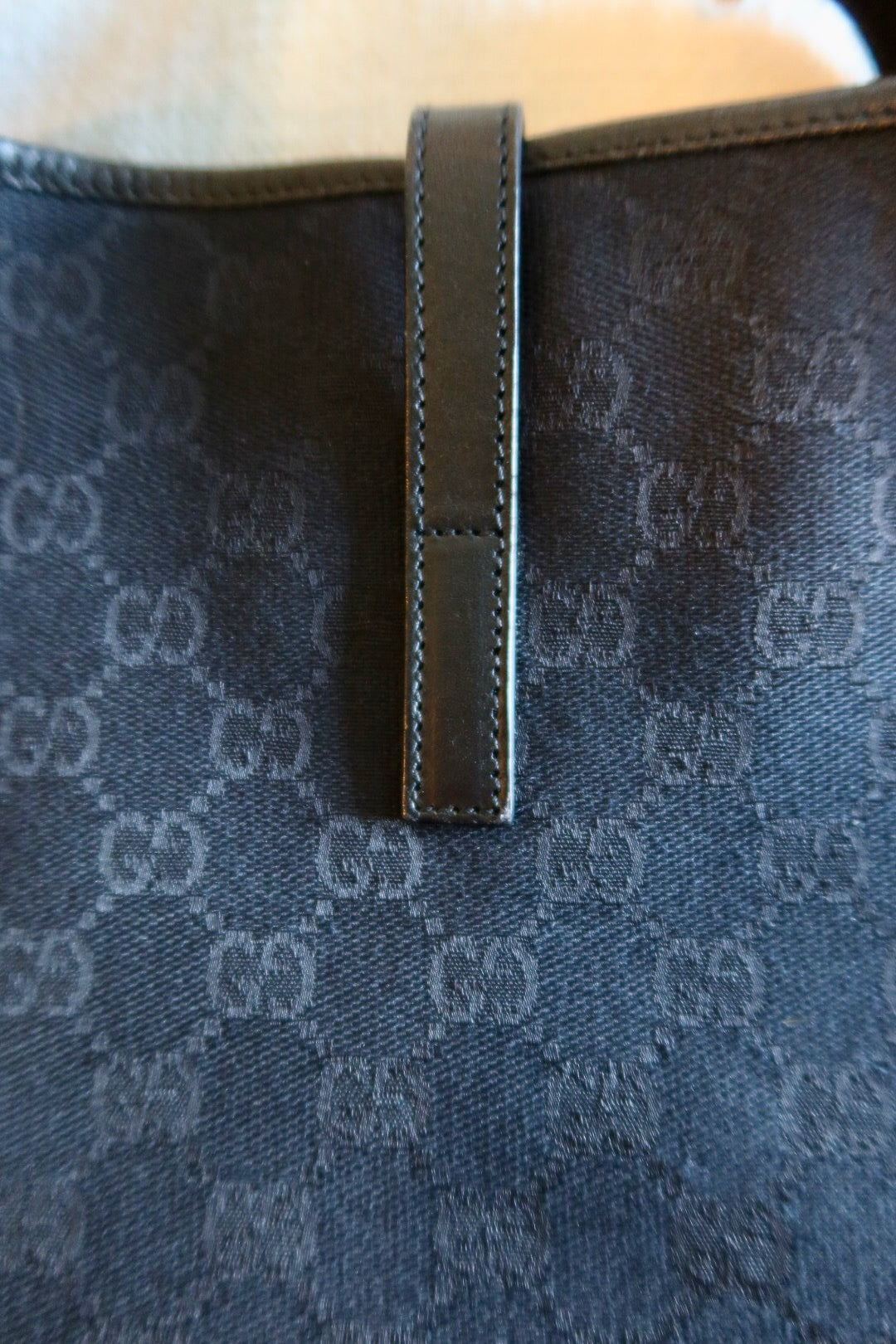 GUCCI Jackie Black GG Canvas Gold Chain