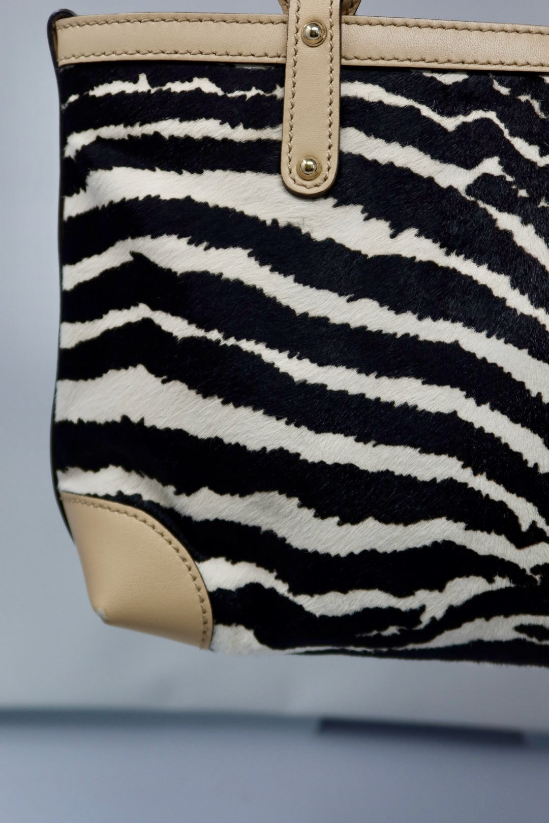 Gucci Calf Leather Tote Bag Zebra Pattern