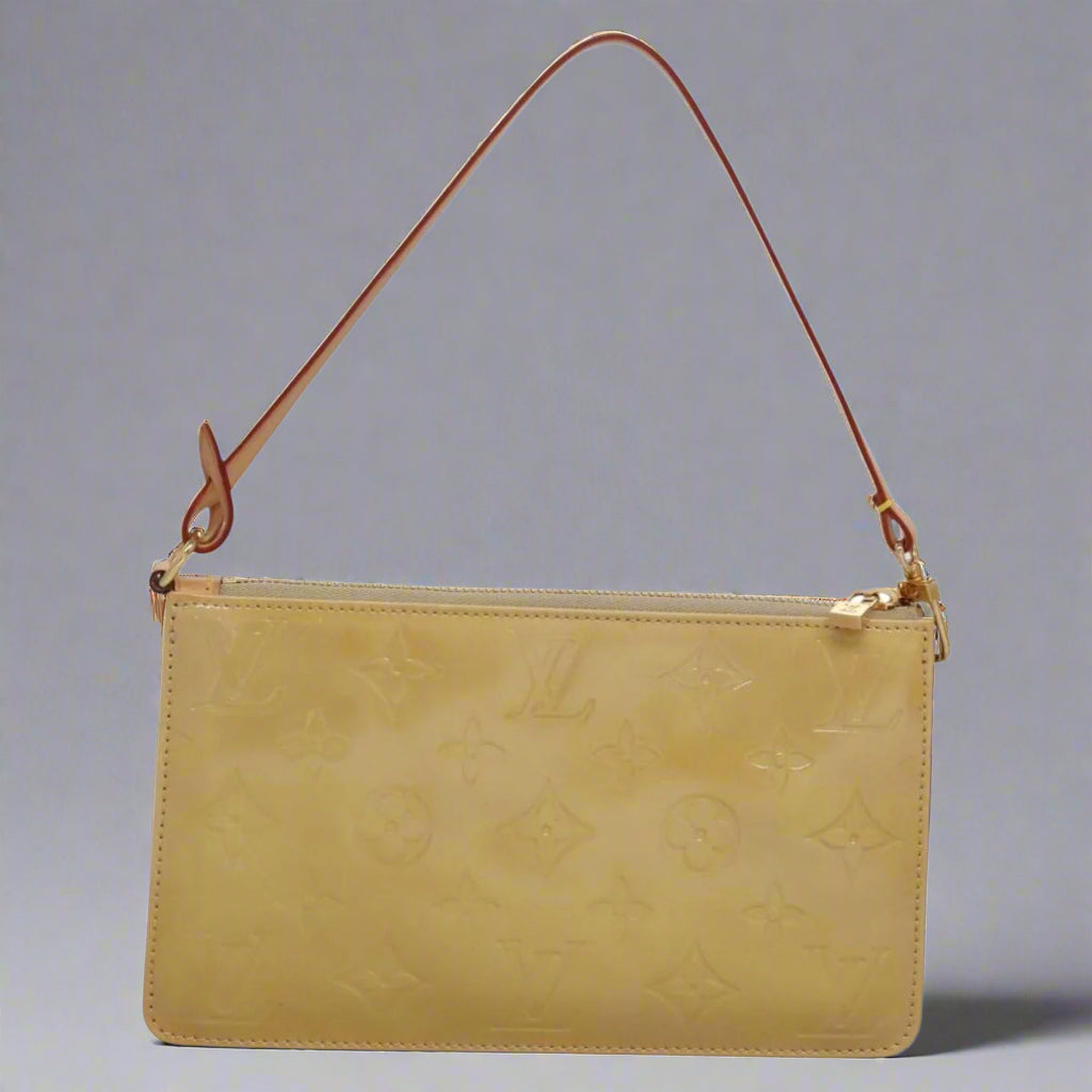 Louis Vuitton Monogram Vernis Lexington Pochette