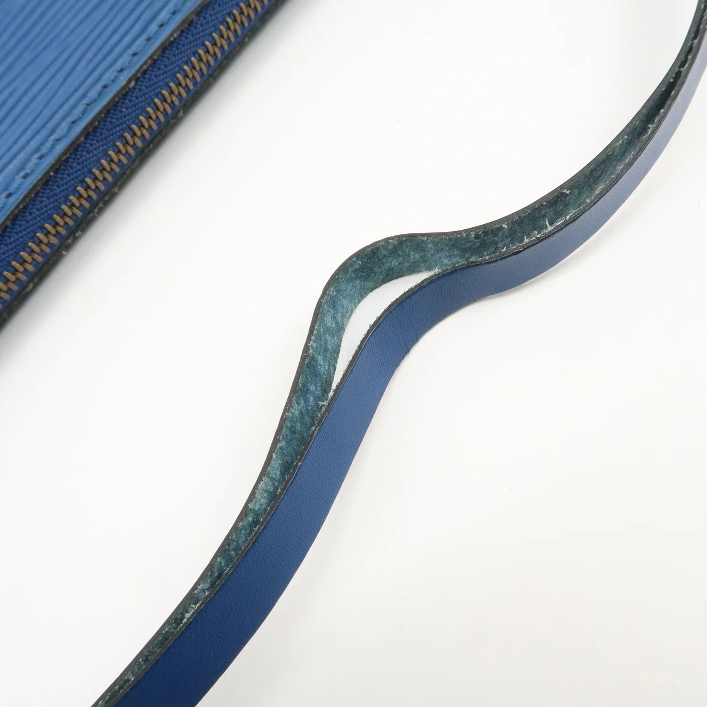 Louis Vuitton Epi Pochette Blue