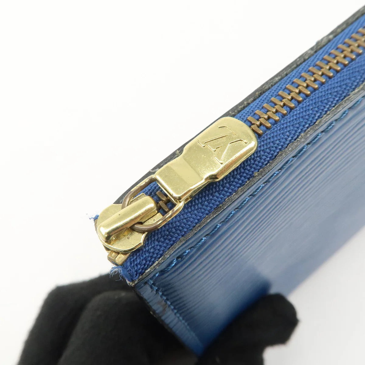 Louis Vuitton Epi Pochette Blue