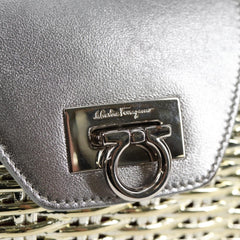 Salvatore Ferragamo Gancini Hand Bag Rattan Gold Auth 137497SAV (Copy)