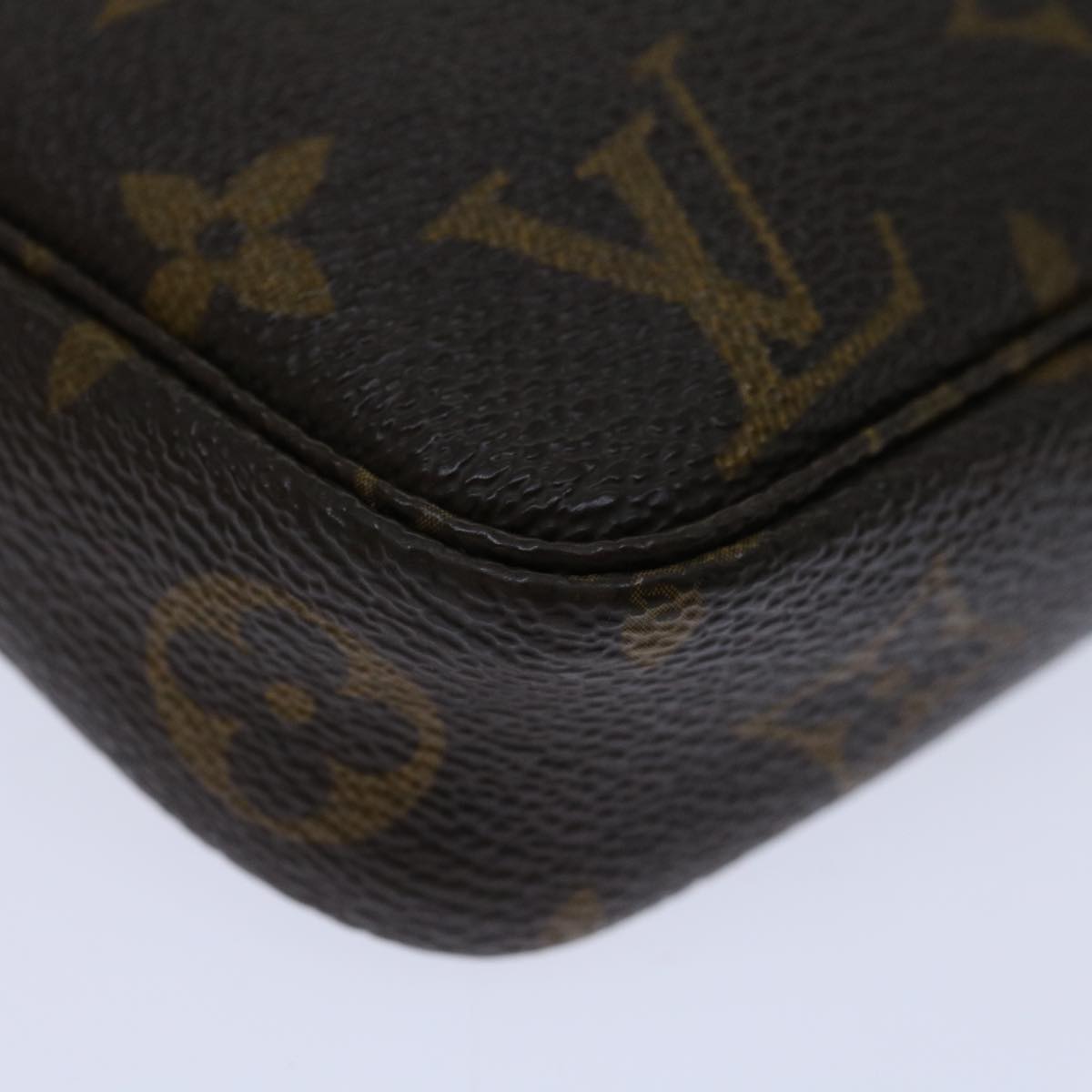 Louis Vuitton Monogram Pochette