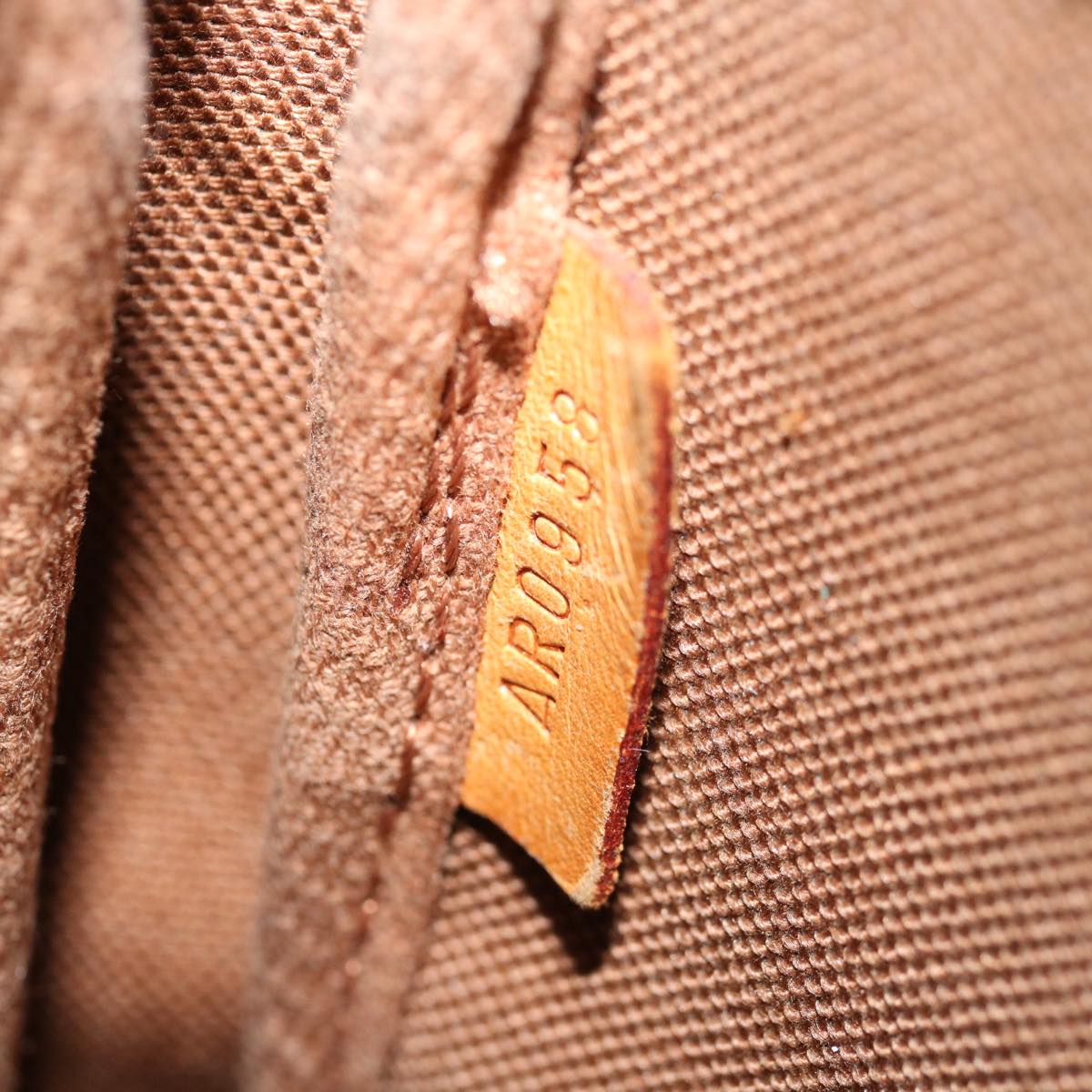 Louis Vuitton Monogram Pochette