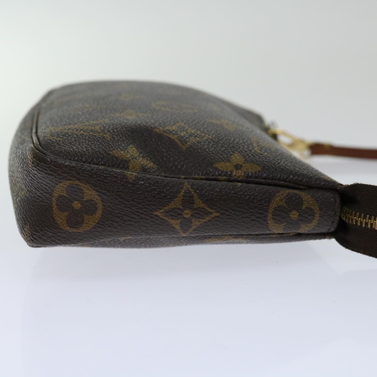Louis Vuitton Monogram Pochette