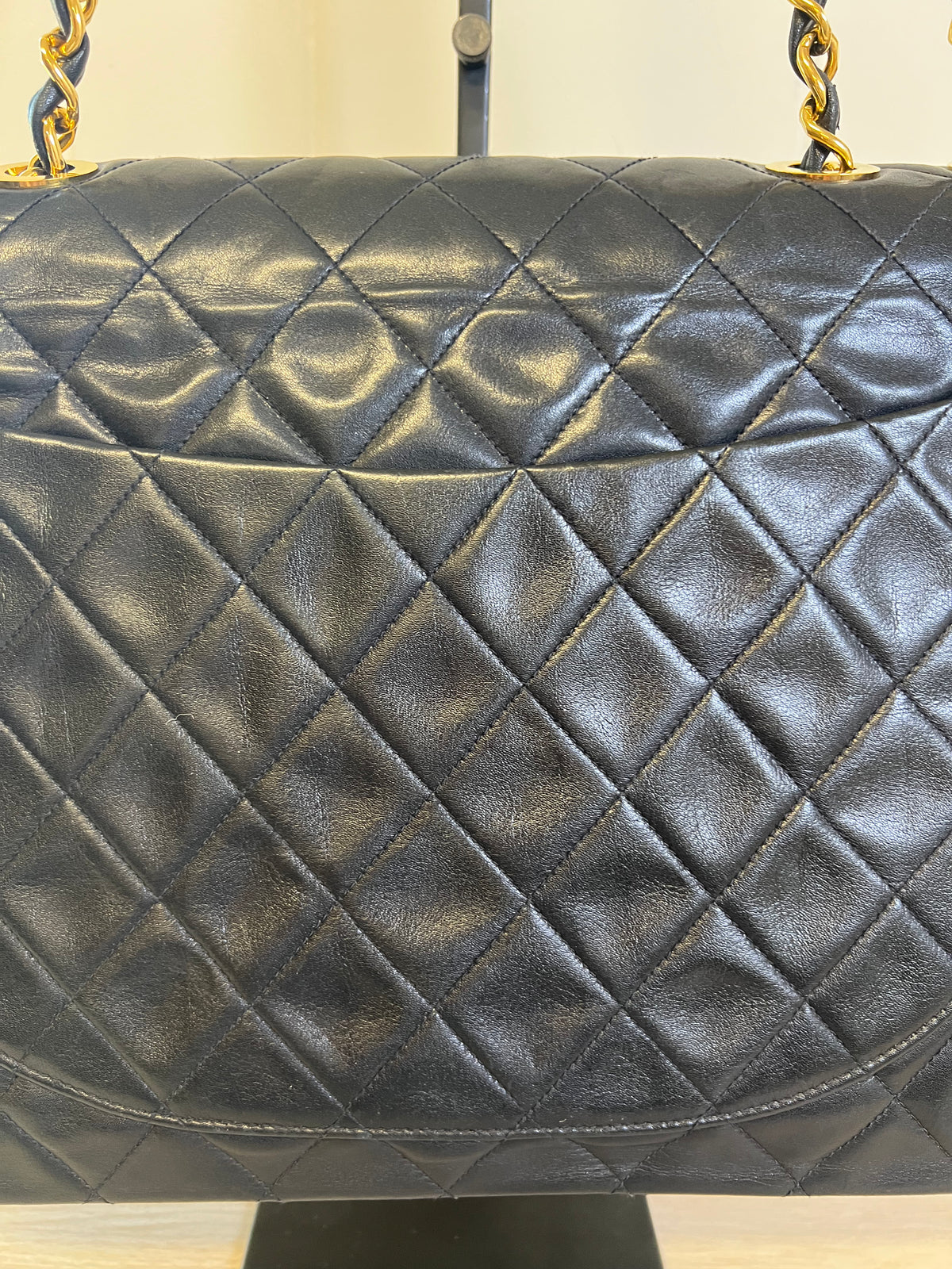 CHANEL Matelasse Lamb Skin Maxi Single Flap Bag