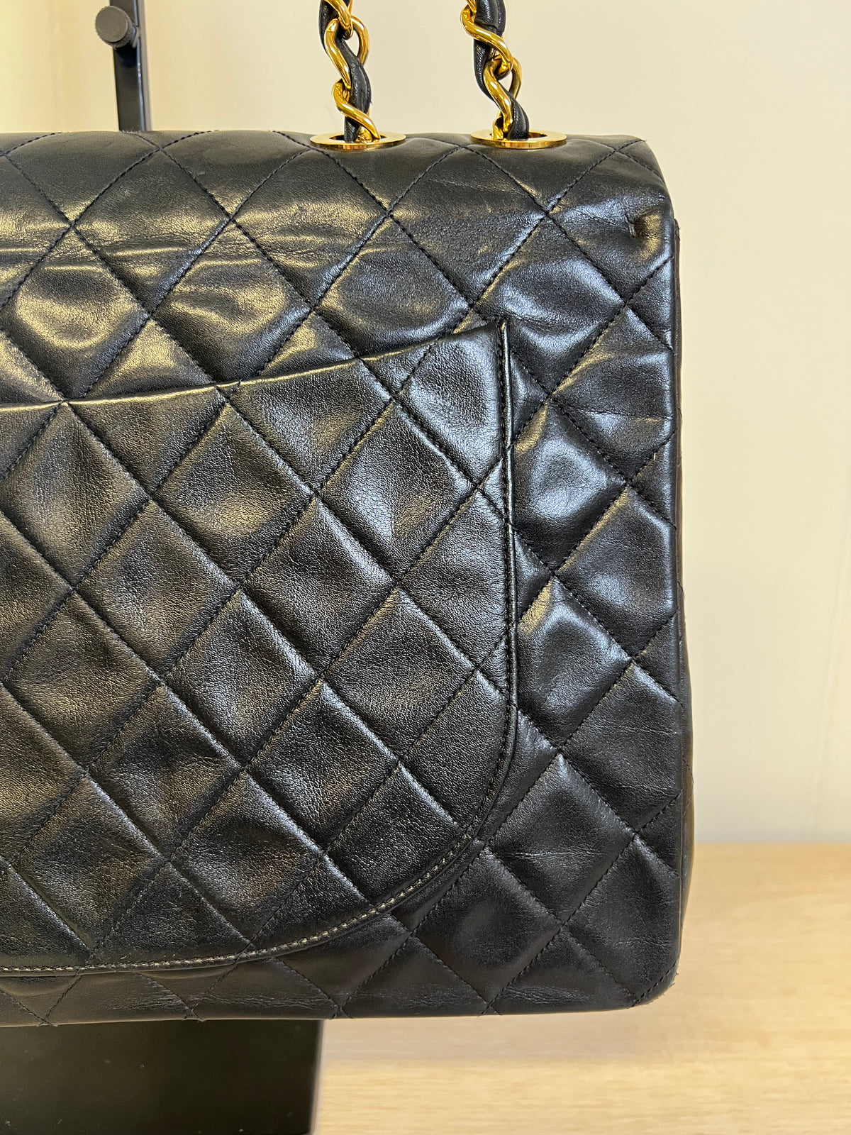 CHANEL Matelasse Lamb Skin Maxi Single Flap Bag