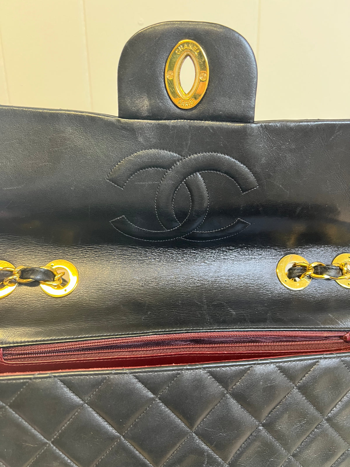 CHANEL Matelasse Lamb Skin Maxi Single Flap Bag