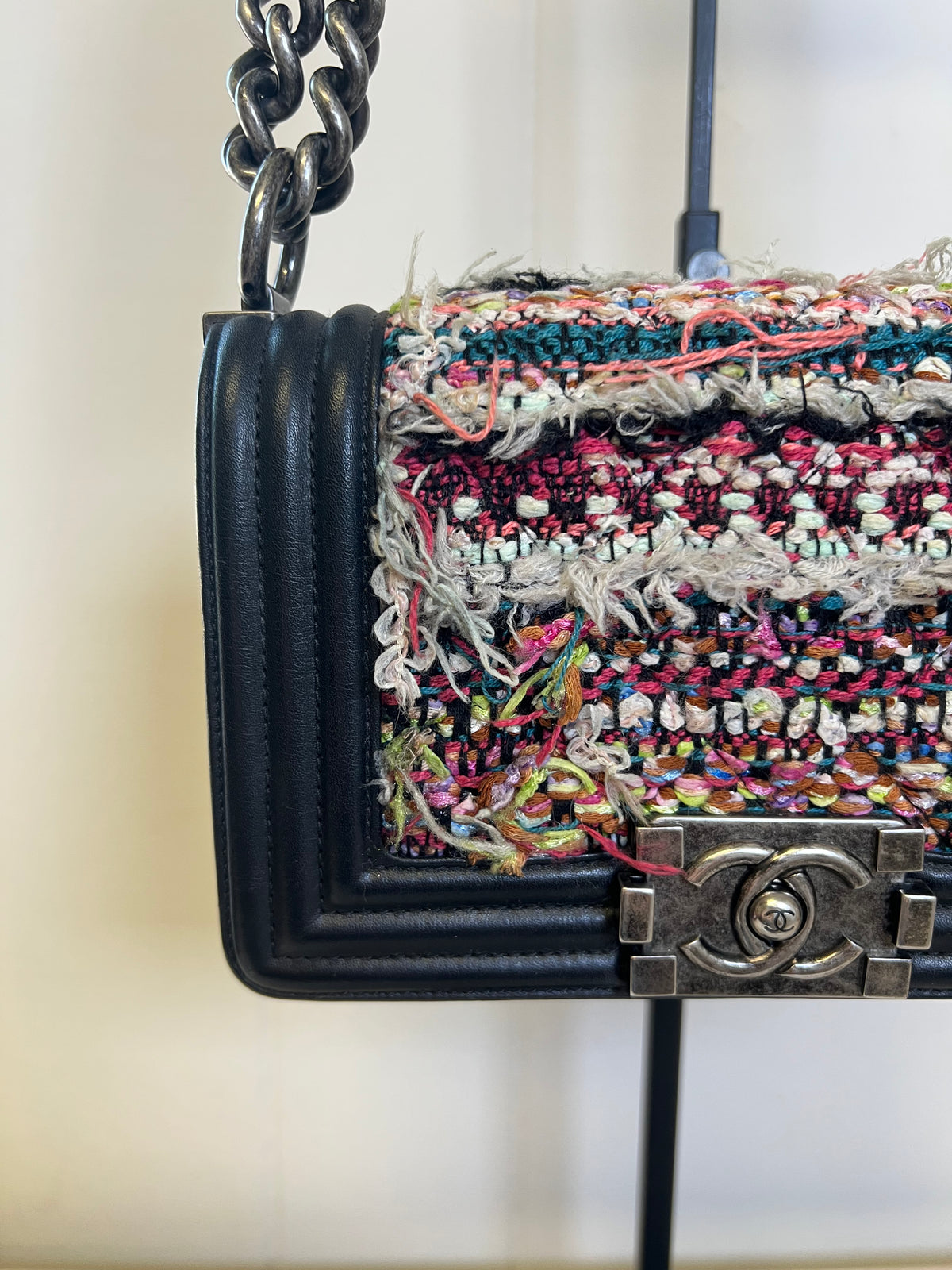 CHANEL Small Boy Flap Bag in Multicolor Fringe Tweed and Black Smooth Calfskin Leather