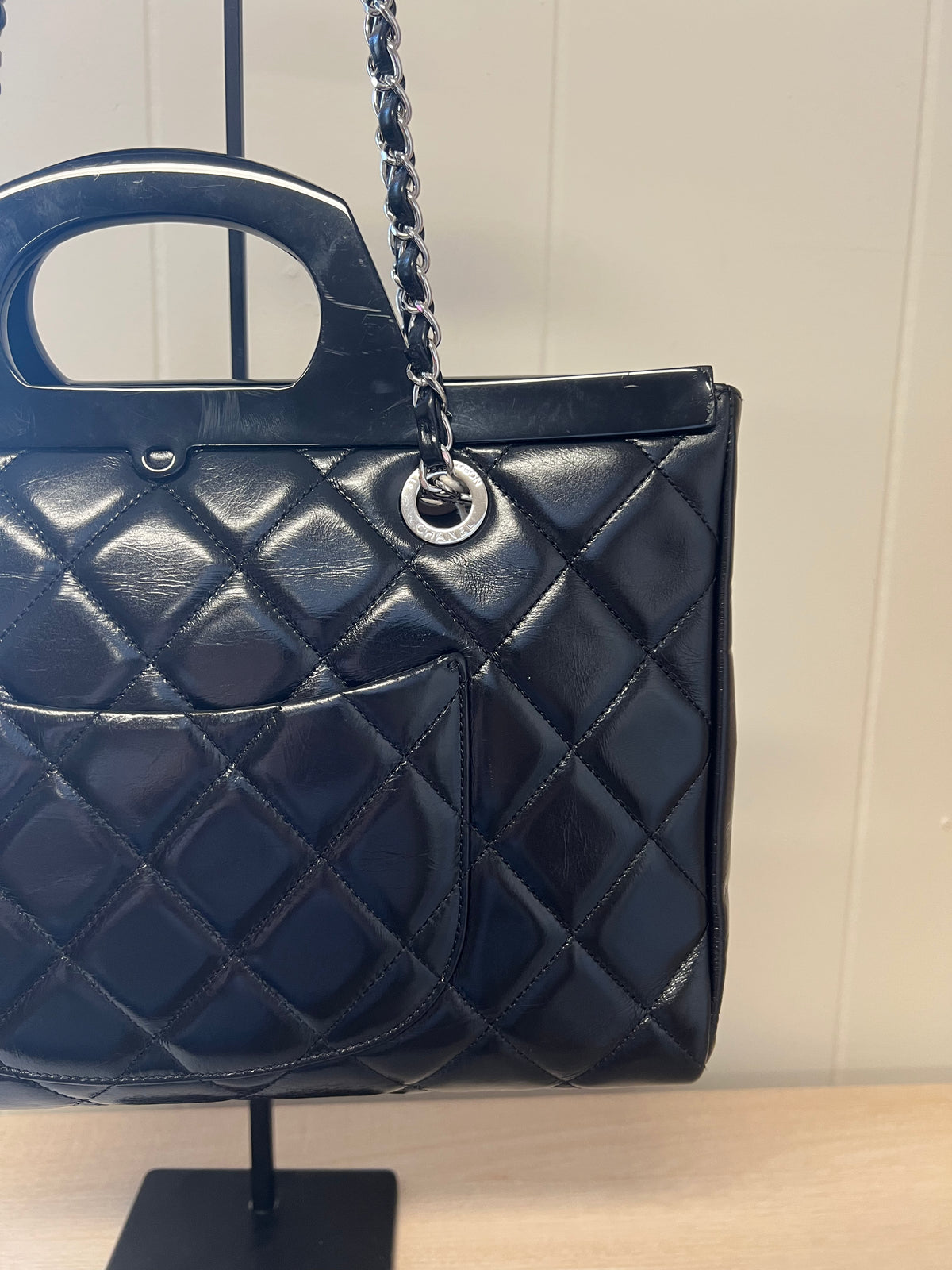CHANEL Delivery Tote in Glazed Black