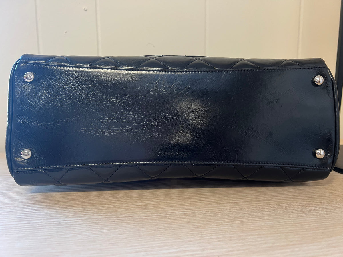 CHANEL Delivery Tote in Glazed Black