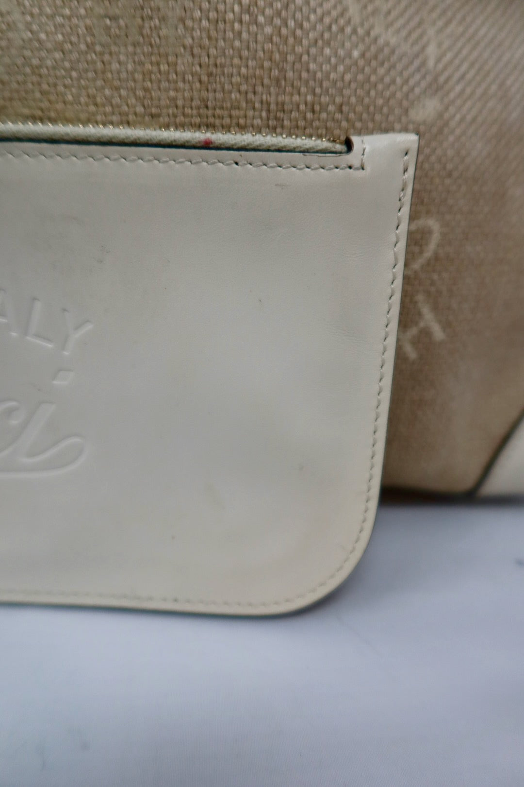 Gucci White Bag