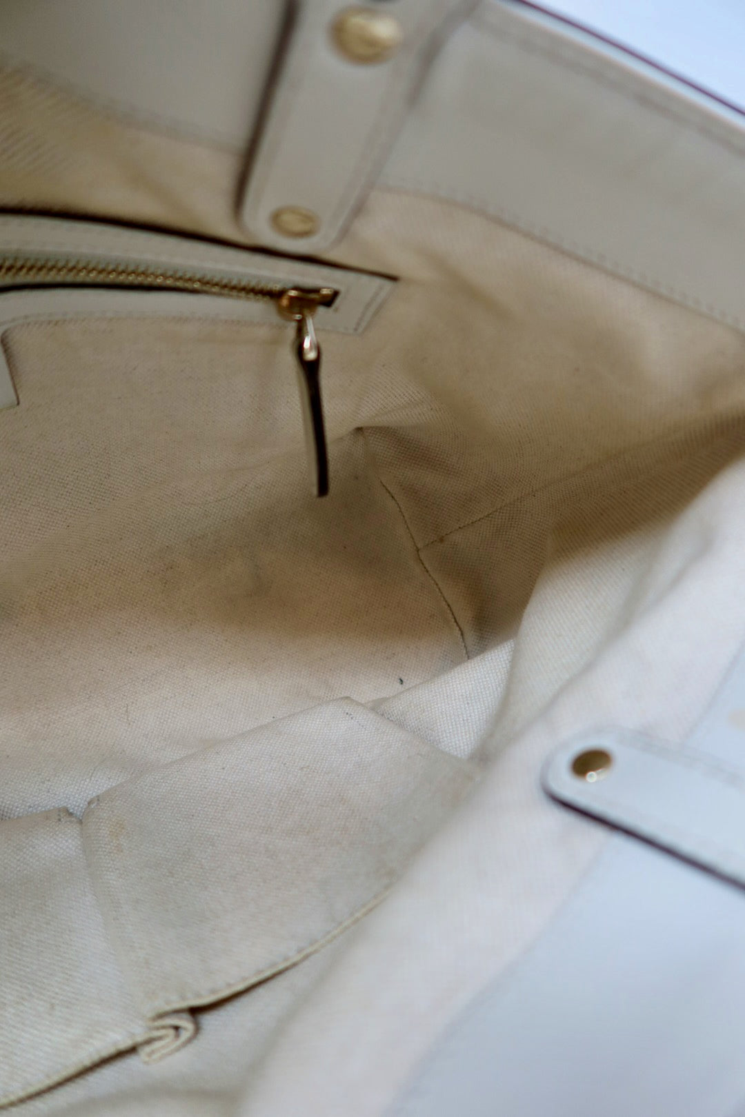 Gucci White Bag