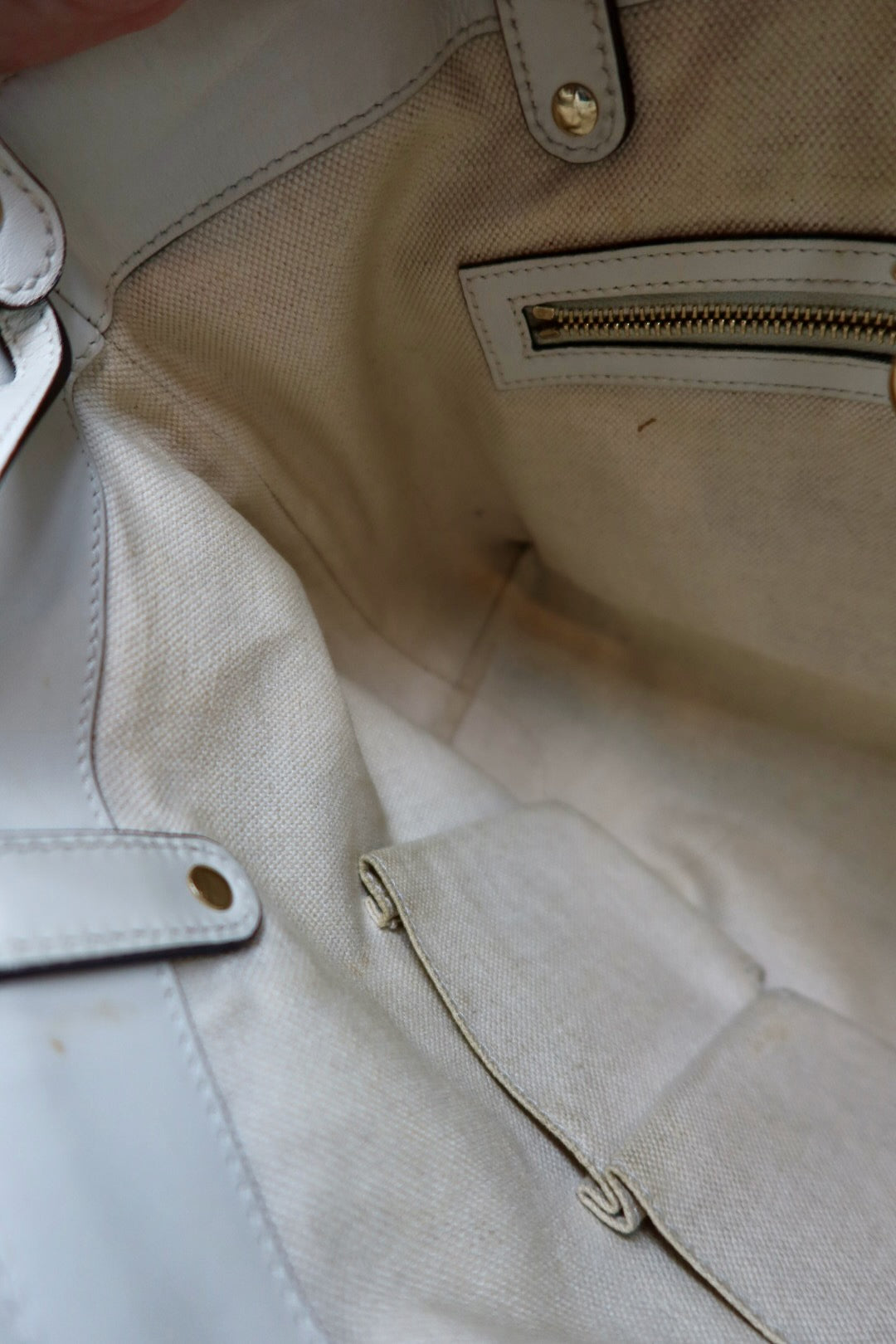 Gucci White Bag