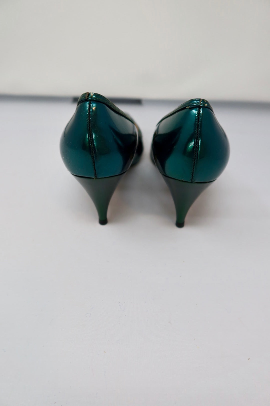 1950s Vintage Emerald Green Heels - 7 US