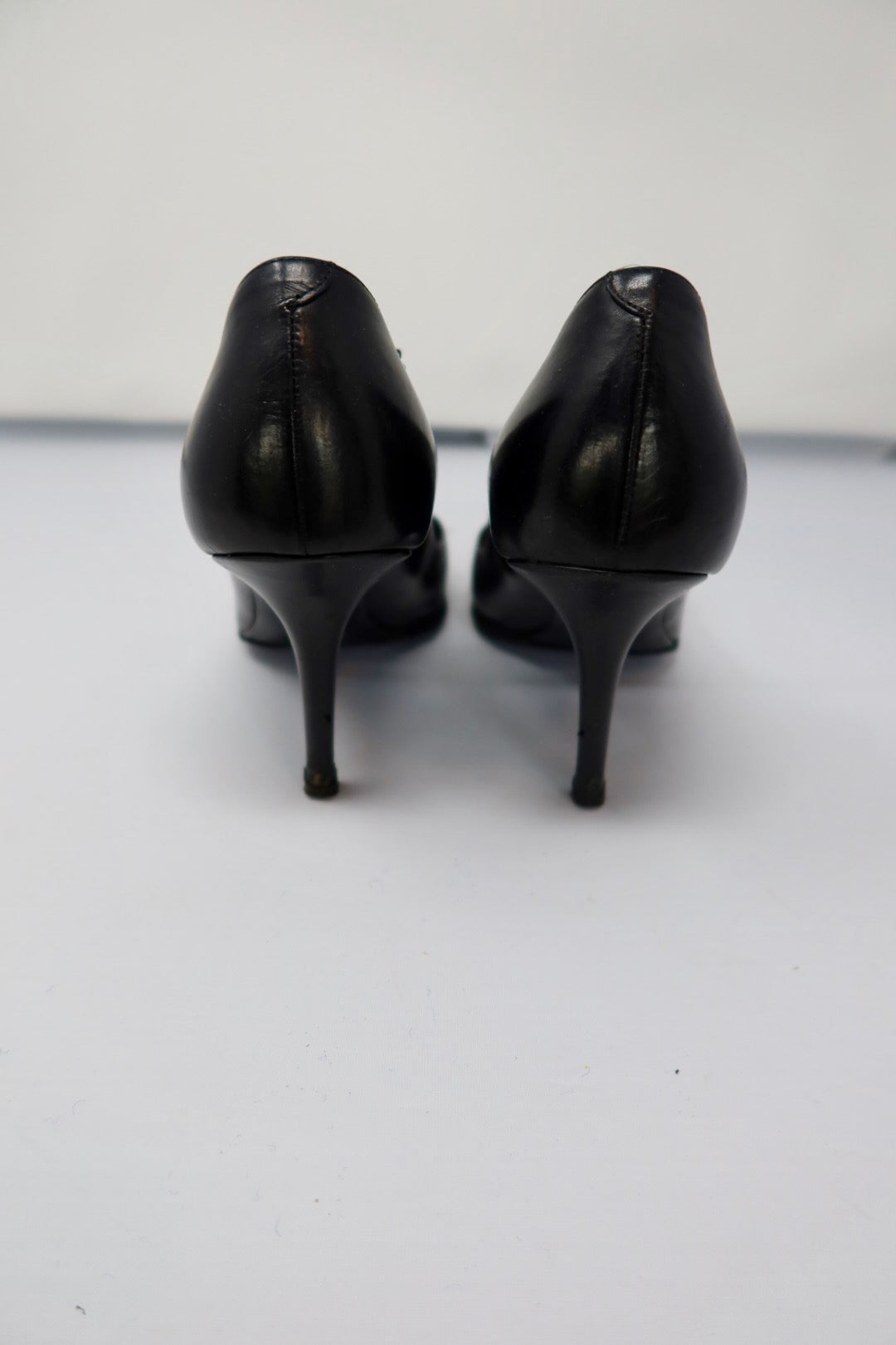 Dior Vintage Black Leather Pointed Toe Heels - 40 EU