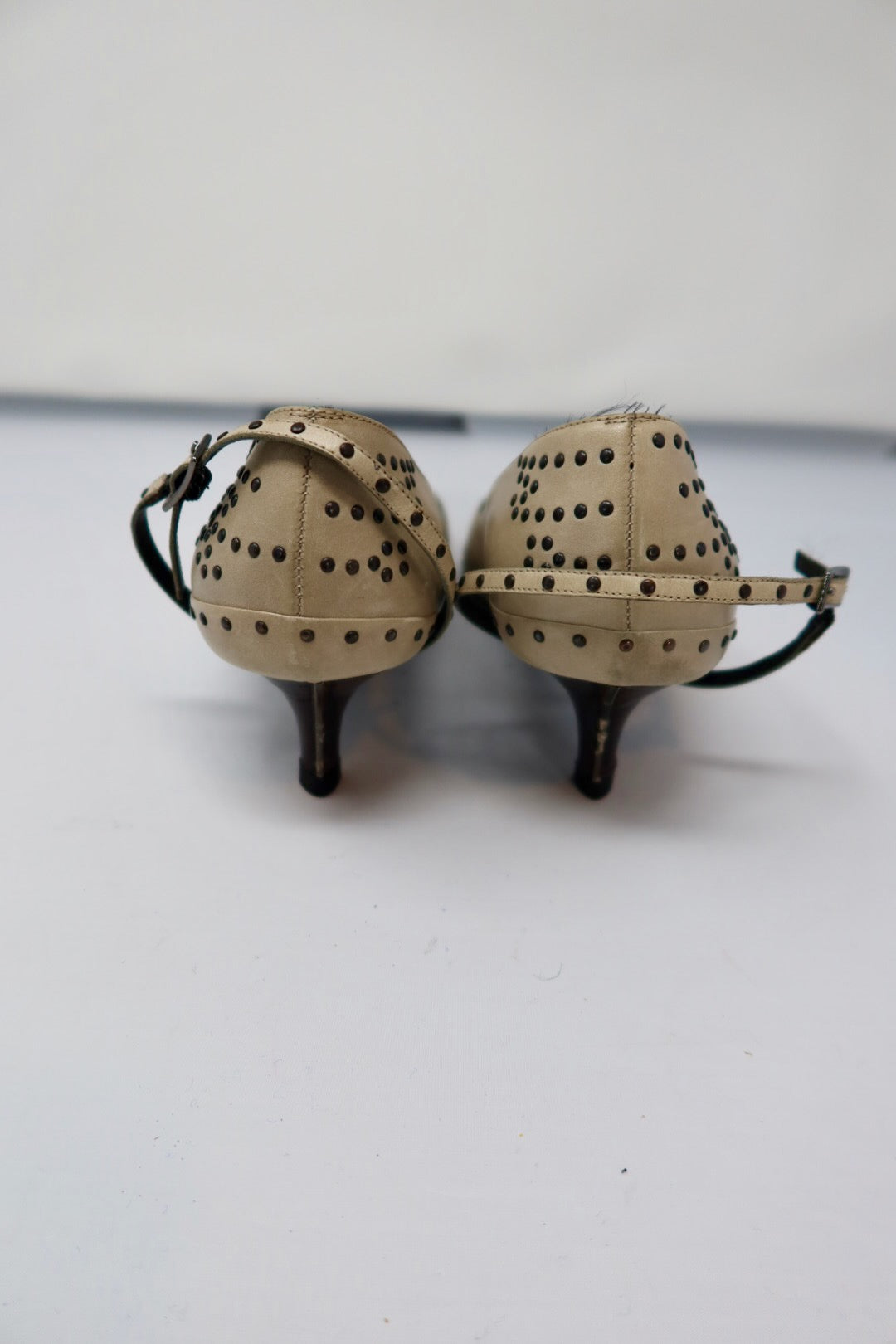 Fendi Vintage Studded Beige Heels - 37.5 EU