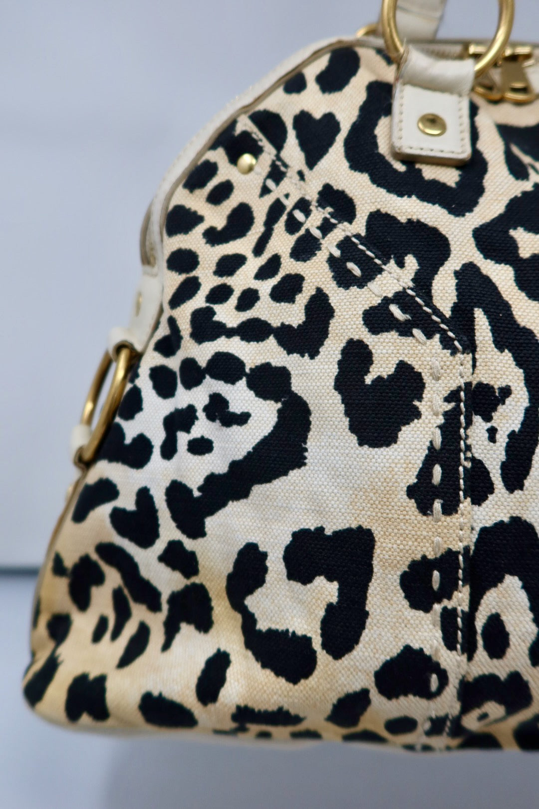 Yves Saint Laurent Snow Leopard