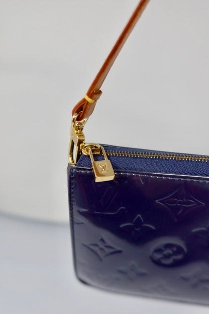 Louis Vuitton Vernis Pochette Navy
