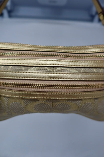 Coach Gold pochette