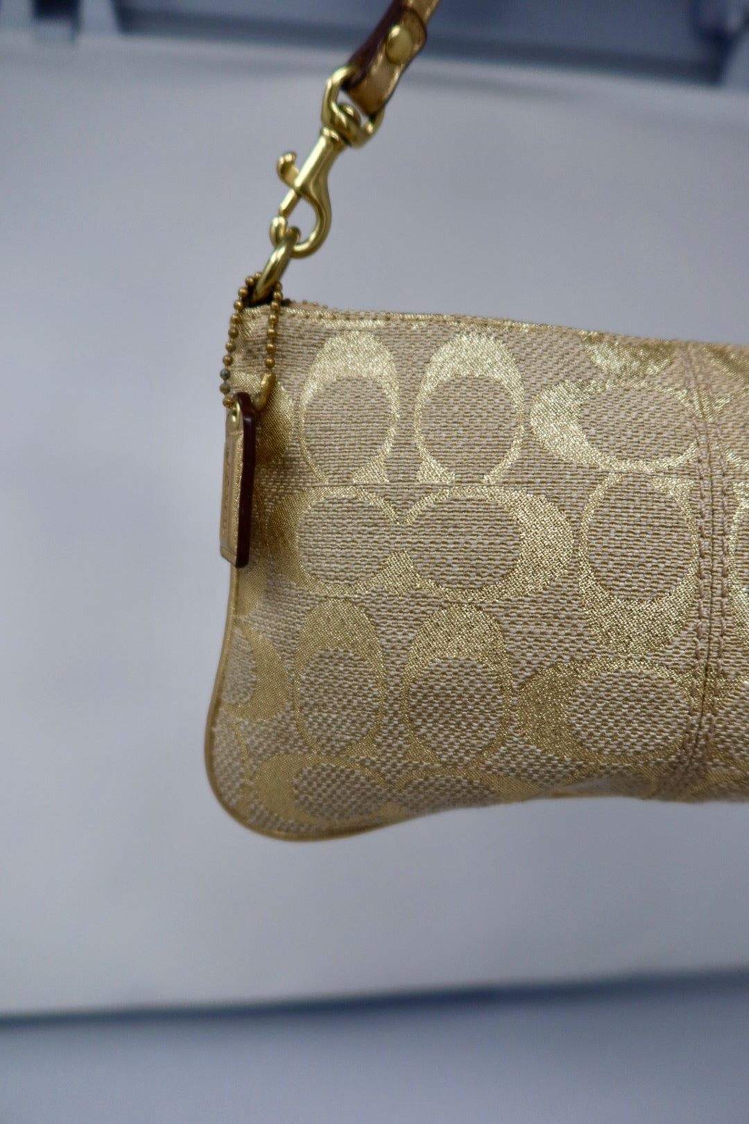 Coach Gold pochette