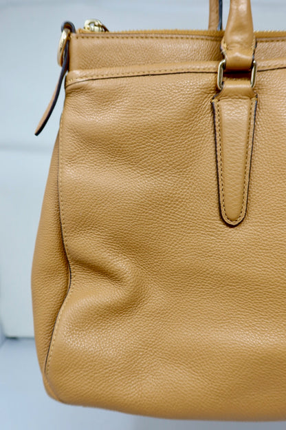 Coach 2way Beige