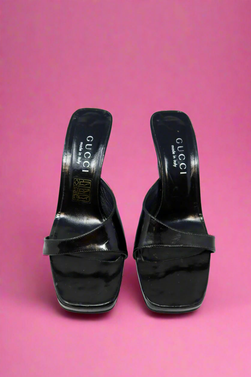 Gucci Tom Ford Era Pantent Leather Black Heels - 34.5 IT