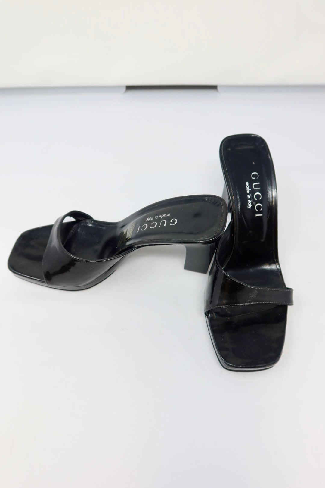 Gucci Tom Ford Era Pantent Leather Black Heels - 34.5 IT