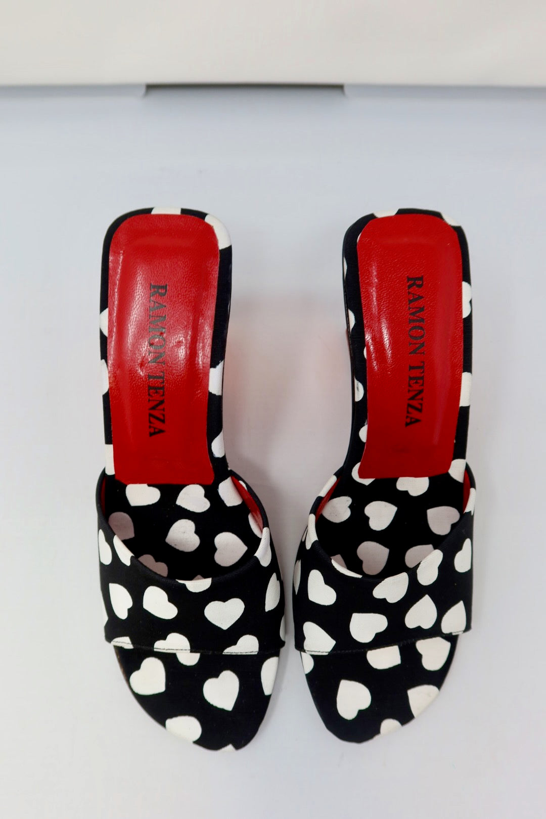 Ramon Tenza Heart Heels - 7B US
