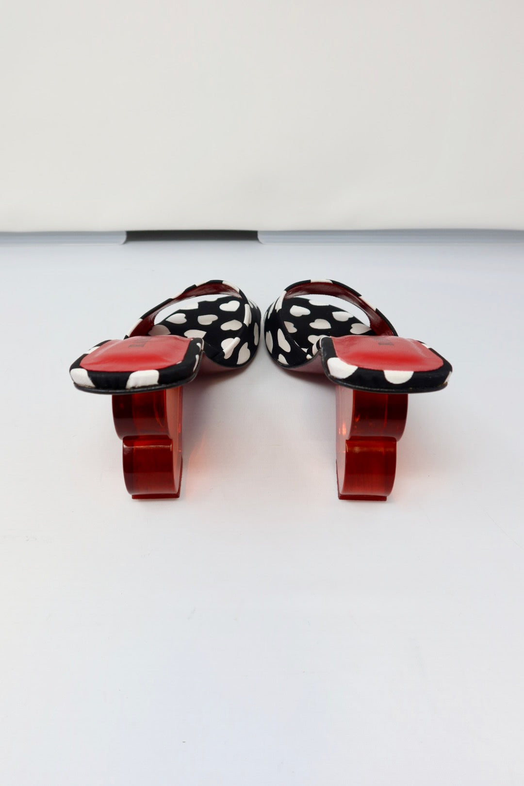 Ramon Tenza Heart Heels - 7B US
