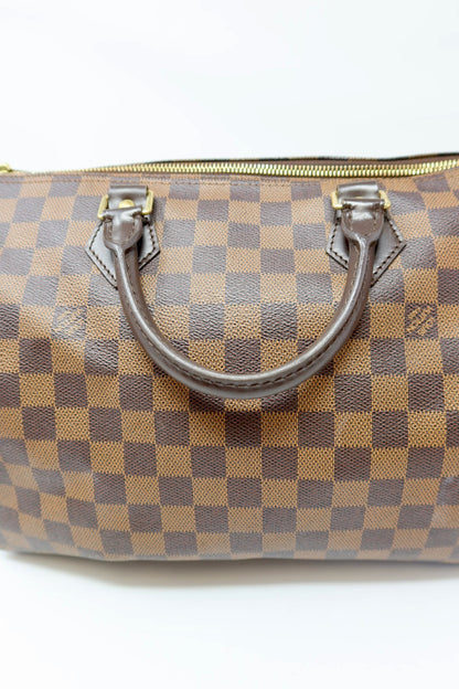 Louis Vuitton Damier Speedy