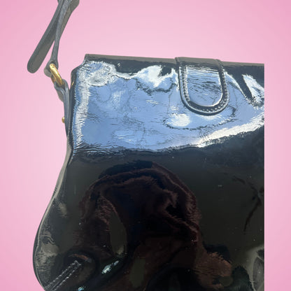 Gucci Wave Hobo Flap Bag Black Patent Leather