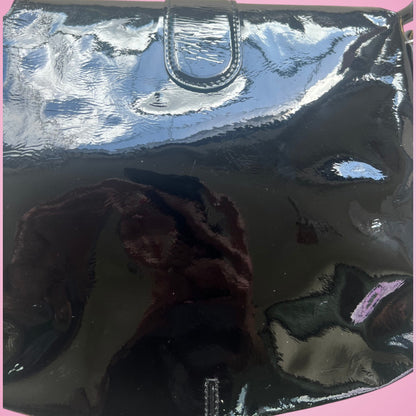 Gucci Wave Hobo Flap Bag Black Patent Leather