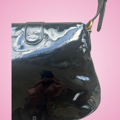 Gucci Wave Hobo Flap Bag Black Patent Leather