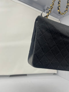 CHANEL Timeless Classic Single Flap Bag