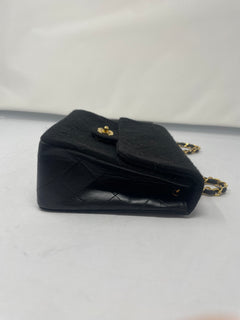 CHANEL Timeless Classic Single Flap Bag