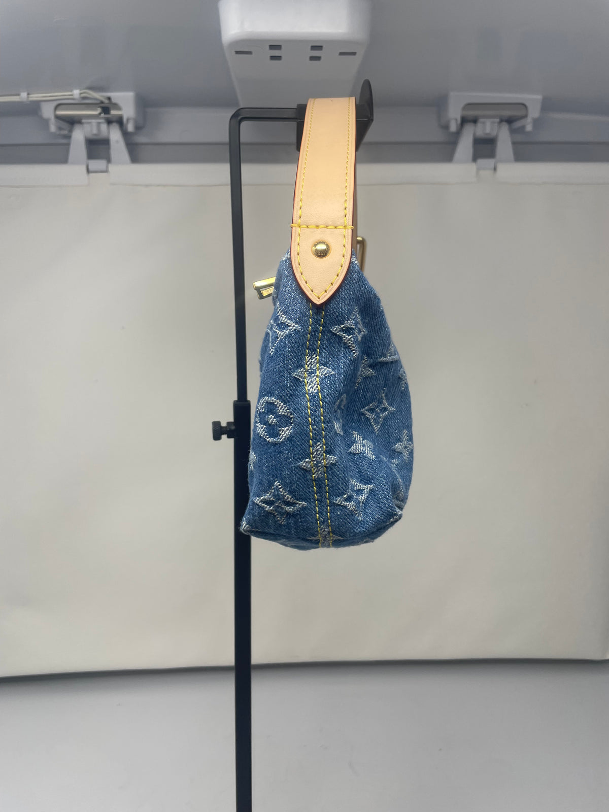 Louis Vuitton Blue Denim Pochette Hills